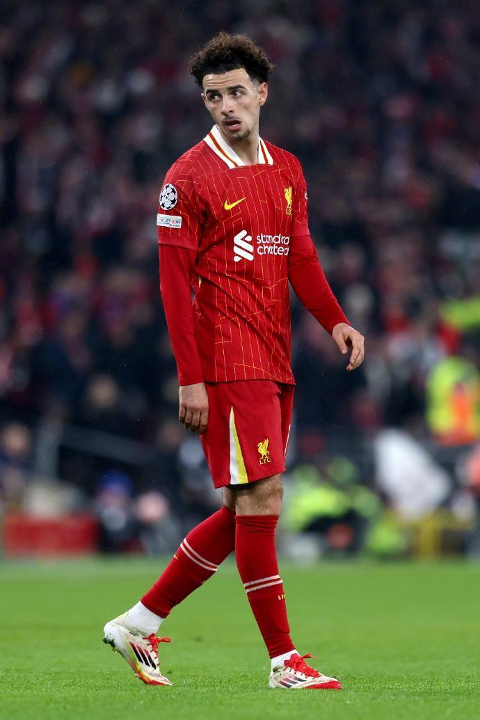 九游-巴黎圣日耳曼引发争议！，萨拉赫官方宣布战术调整新规全场沸腾不已的简单介绍