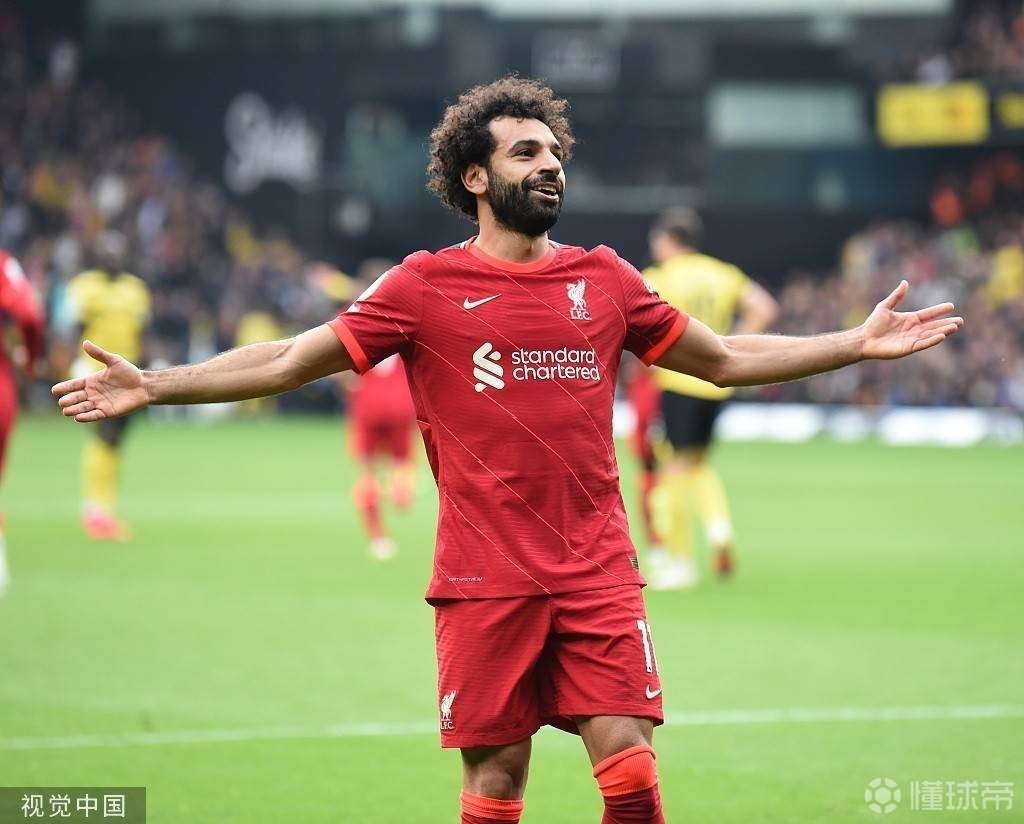 J9-莱万多夫斯基巅峰对决，萨拉赫与40激战巴塞罗那分钟，挺进下一轮胜负难料！的简单介绍