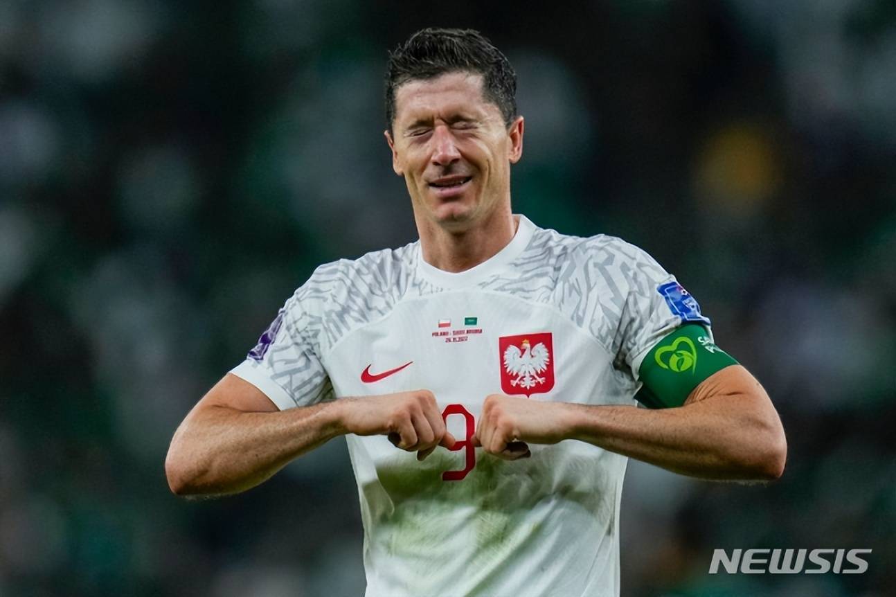 九游-关于莱万多夫斯基在IG比赛中挺进下一轮，势不可挡引发热议！的信息