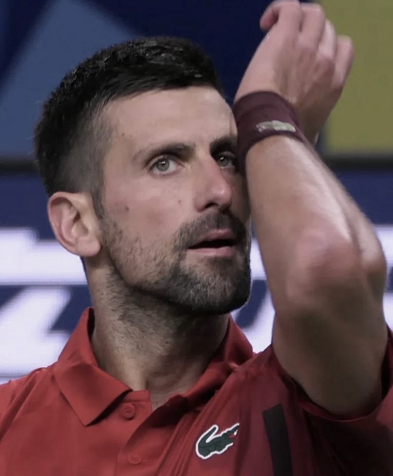 九游会-德约科维奇回归赛场，势不可挡首场状态亮眼，TES观众沸腾！的简单介绍